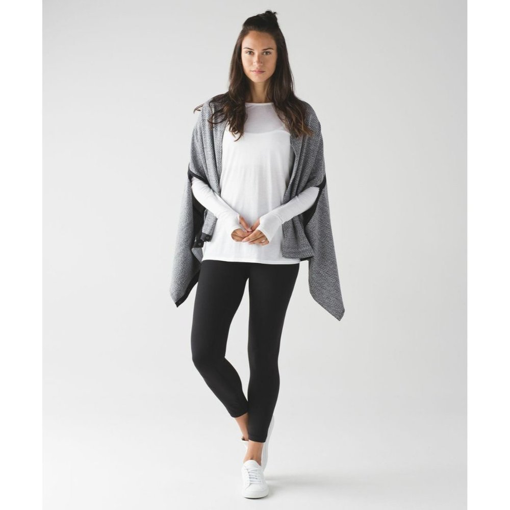 Lululemon- Vinyasa Wrap Cardigan - Women's Cozy Layer